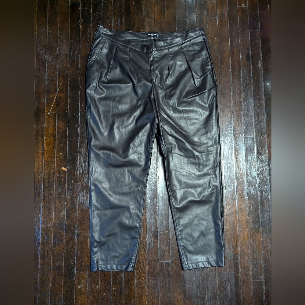 PRETTYLITTLETHING PLUS Faux Leather Pants